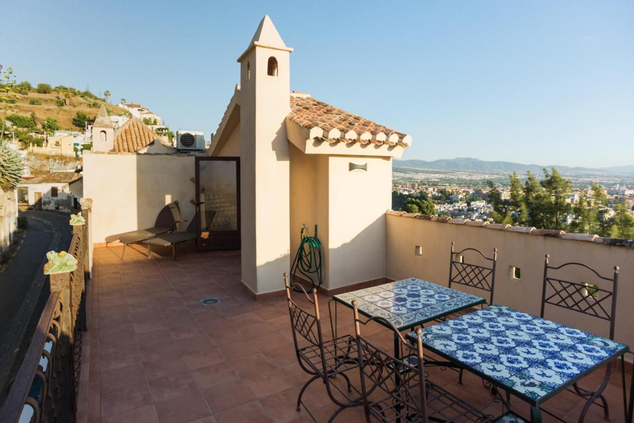 Montevive, Disfruta Los Atardeceres Unicos De Granada En Nuestra Terraza Exterior foto